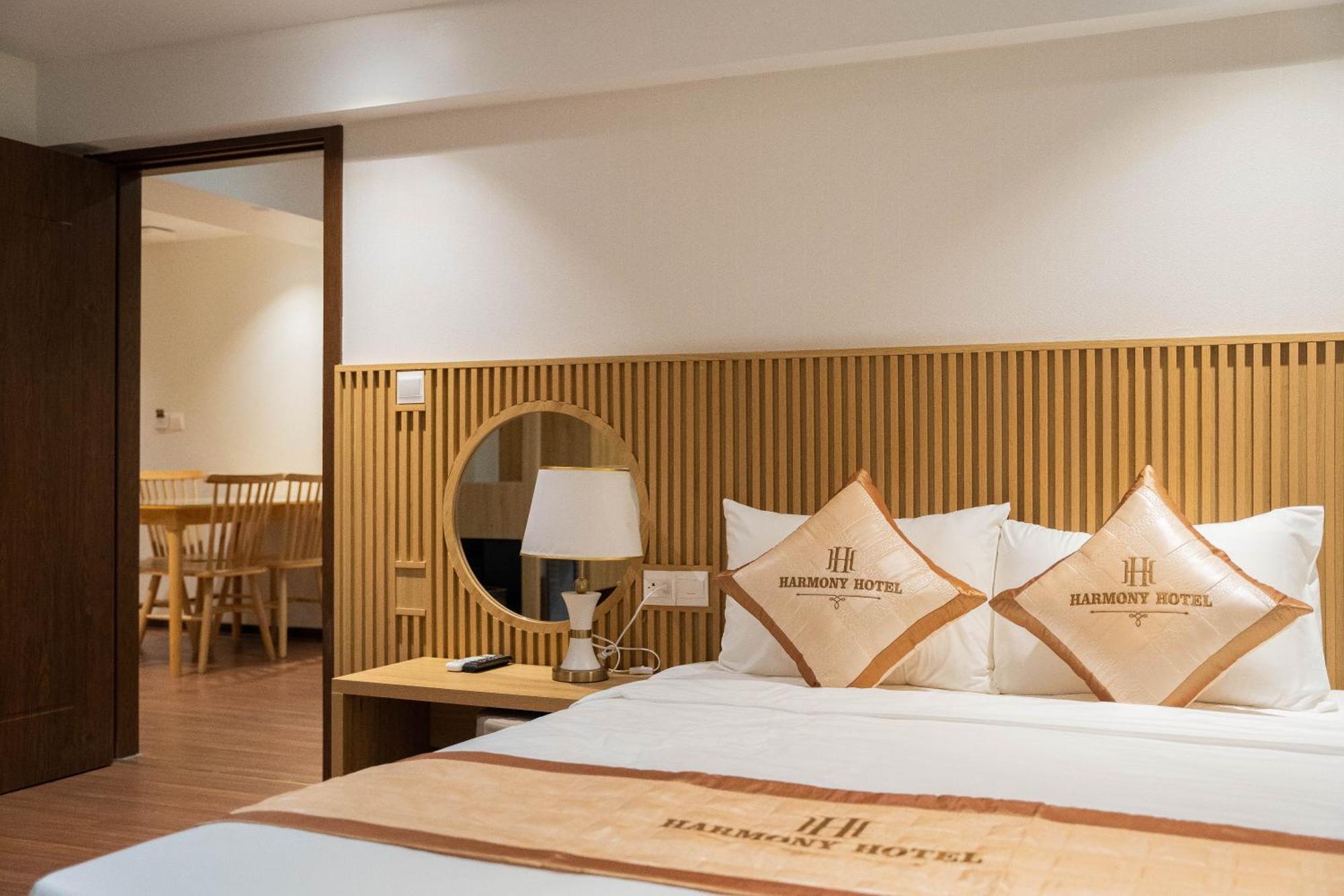 Harmony Halong Hotel Ха Лонг Екстериор снимка
